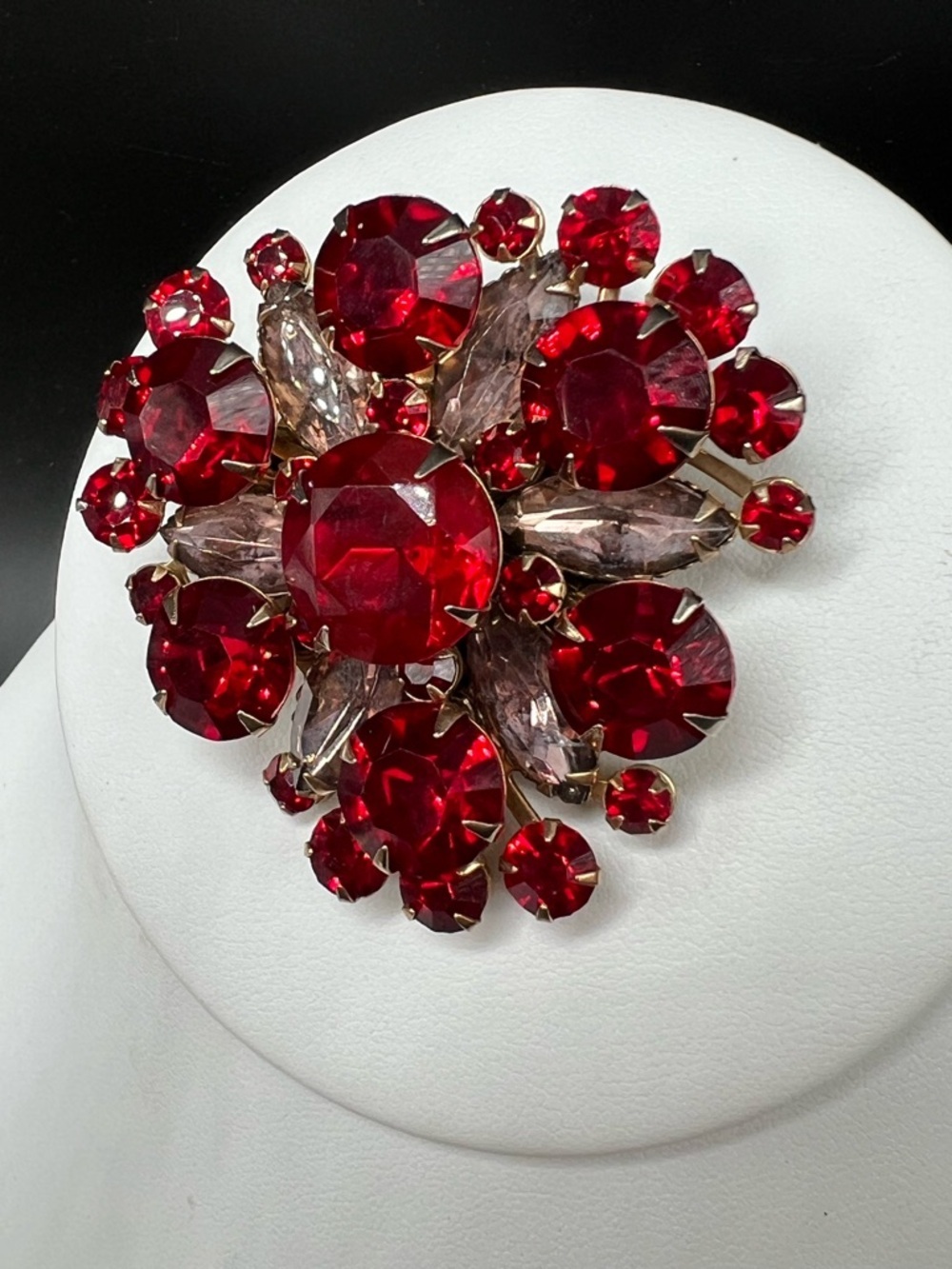 Vintage Red Rhinestone Smoky Marquis Brooch Gold Tone Mid Century Statement Pin - Picture 6 of 6